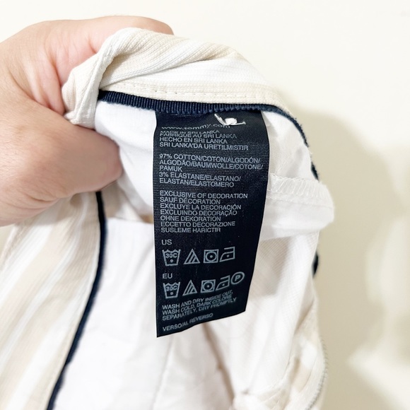 Tommy Hilfiger Beige White Textured Striped Shorts Size 8 - Picture 8 of 8